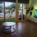 Lejlighed Seahomes Vacations - Seafront Mediterranean Ap & Pkg
